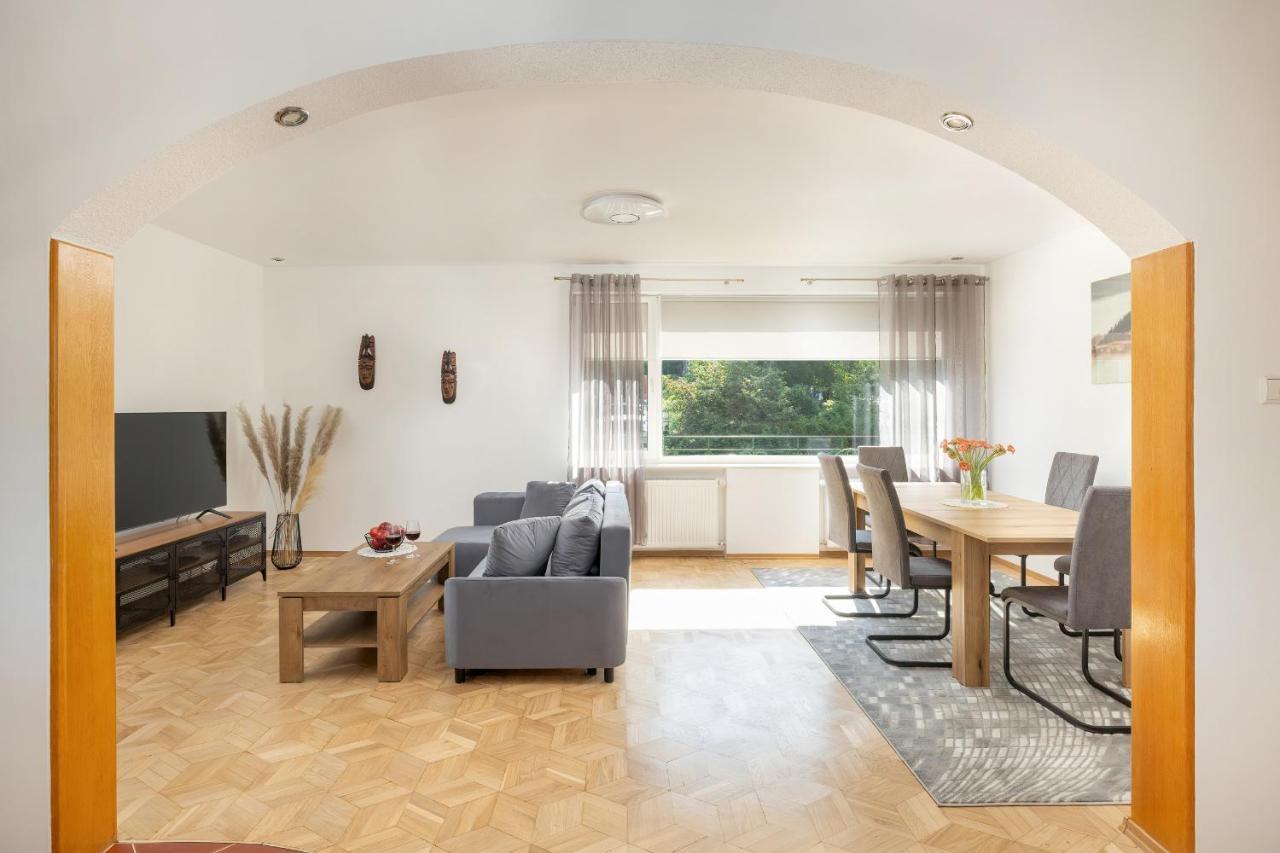 Bright & Spacious Family Apartment In Miedzyzdroje With Parking And 3 Balconies By Noclegi Renters エクステリア 写真