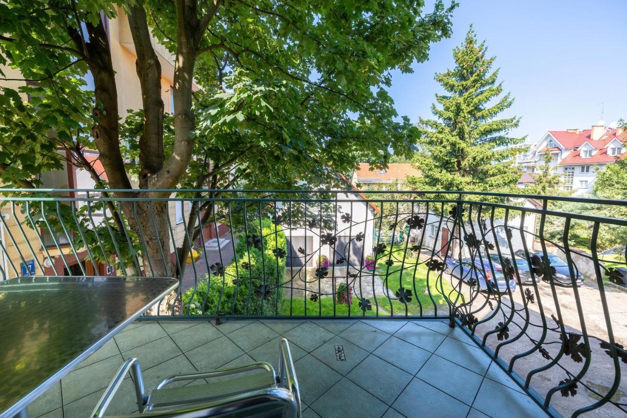 Bright & Spacious Family Apartment In Miedzyzdroje With Parking And 3 Balconies By Noclegi Renters エクステリア 写真