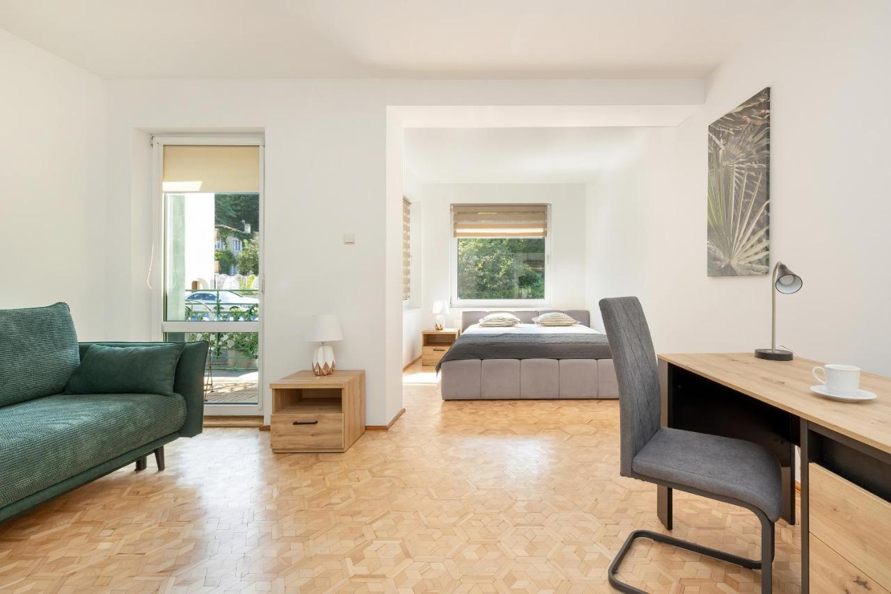 Bright & Spacious Family Apartment In Miedzyzdroje With Parking And 3 Balconies By Noclegi Renters エクステリア 写真