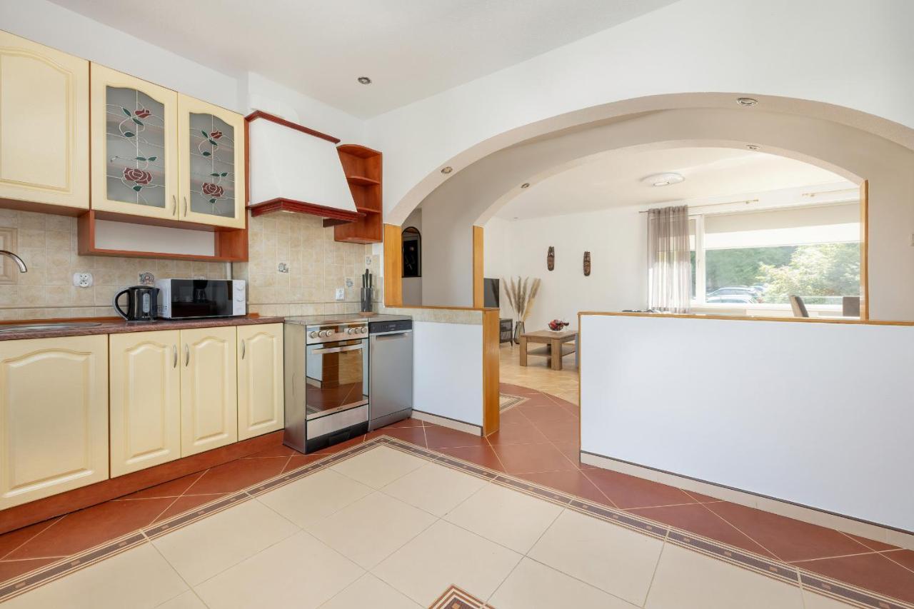 Bright & Spacious Family Apartment In Miedzyzdroje With Parking And 3 Balconies By Noclegi Renters エクステリア 写真
