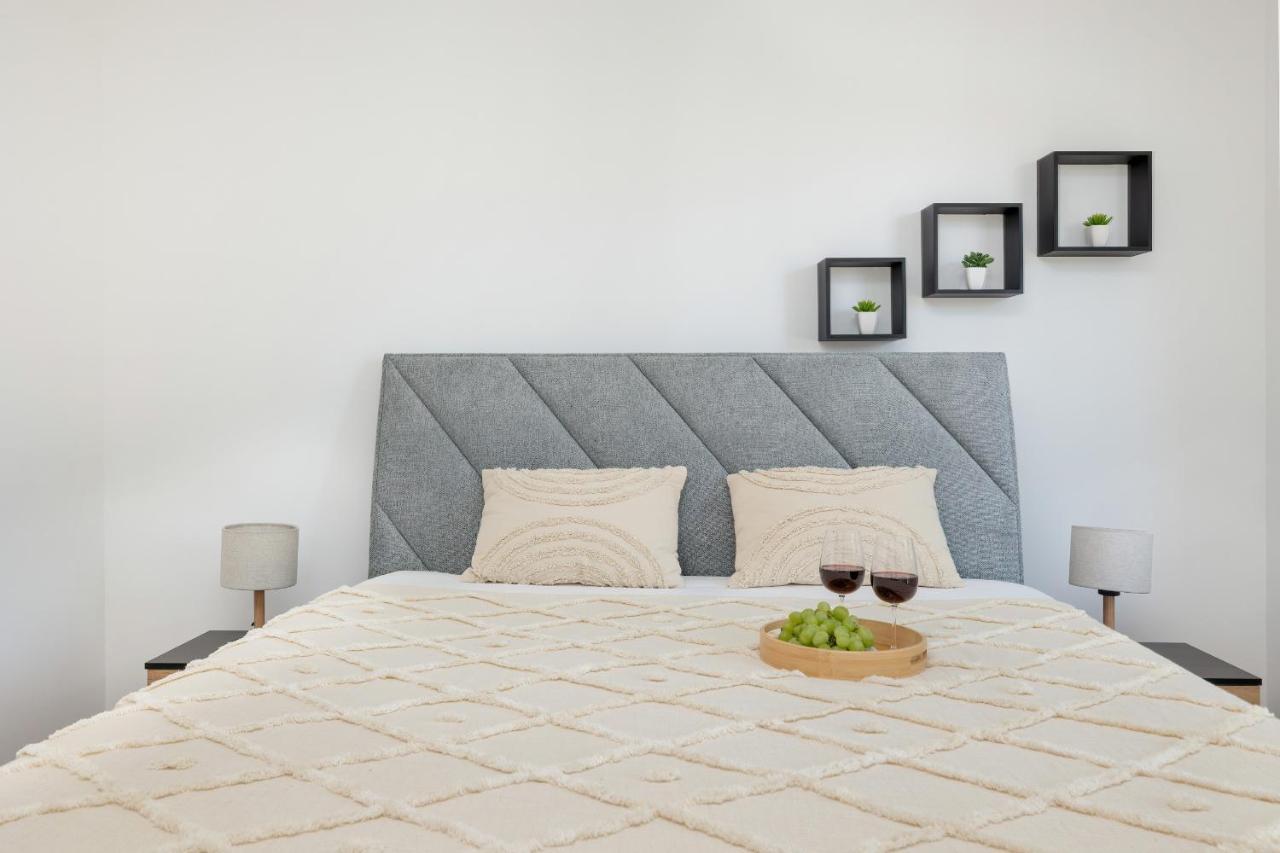 Bright & Spacious Family Apartment In Miedzyzdroje With Parking And 3 Balconies By Noclegi Renters エクステリア 写真